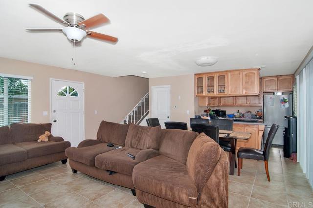 1070 Fifth Avenue, Chula Vista CA: https://media.crmls.org/mediaz/40cef83c-354b-4352-a47b-fb6743c94736.jpg