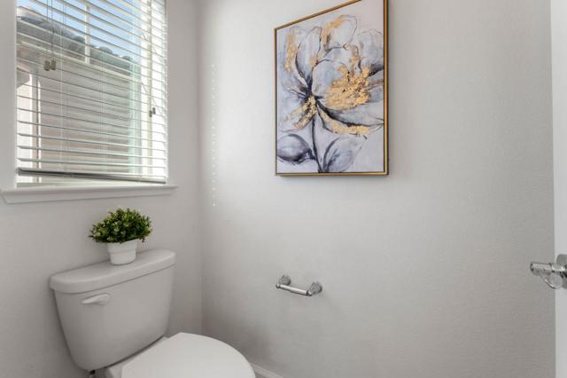 714 Sullivan Way, Gilroy CA: https://media.crmls.org/mediaz/40cf4ed5-16bb-480a-b285-8f1b9472d707.jpg