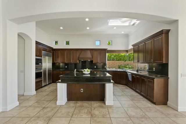 7 Cielo Vista Court, Rancho Mirage, CA 92270