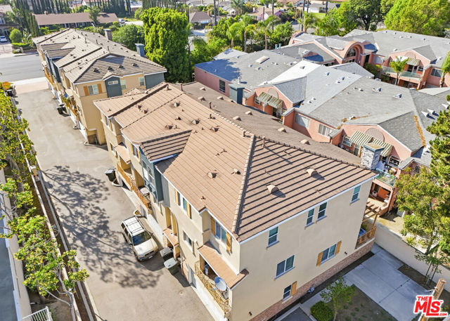 Image 1 of 11 For 670 Magnolia Avenue