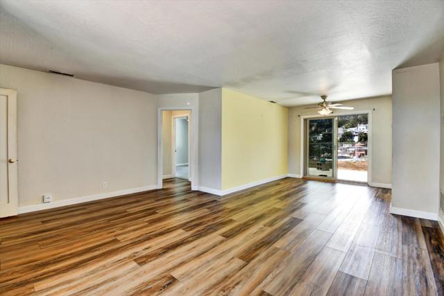 331 Manor Drive, Pacifica CA: https://media.crmls.org/mediaz/40d46b64-7c38-4b8a-b294-309f364c5606.jpg