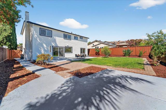 3324 Trebol Lane, San Jose CA: https://media.crmls.org/mediaz/40d749de-dafc-4164-ad83-e12406ae3668.jpg