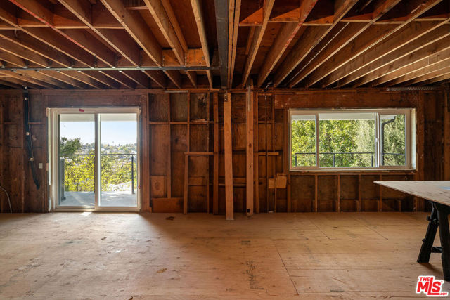 1615 Sargent Place, Los Angeles CA: https://media.crmls.org/mediaz/40d7e398-d451-4153-83dc-e63e00a53004.jpg