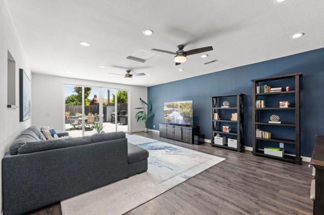 1610 Dennis Avenue, Milpitas CA: https://media.crmls.org/mediaz/40d8034f-2c2f-4461-a0d2-1e5b794e8327.jpg