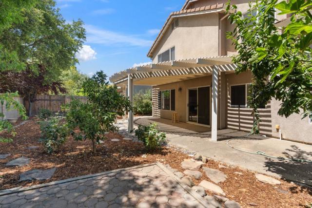 1418 Eligio Lane, Davis CA: https://media.crmls.org/mediaz/40d82bd2-28d8-42fb-a764-ee7aba3c8a98.jpg
