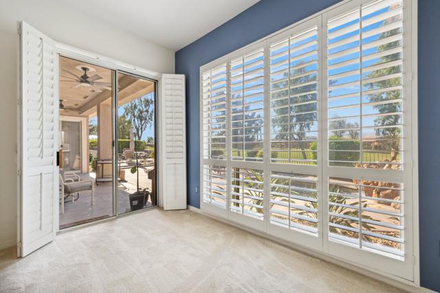 78586 Kensington Avenue, Palm Desert CA: https://media.crmls.org/mediaz/40d85f59-d183-4da0-a768-e4bc866dda4a.jpg