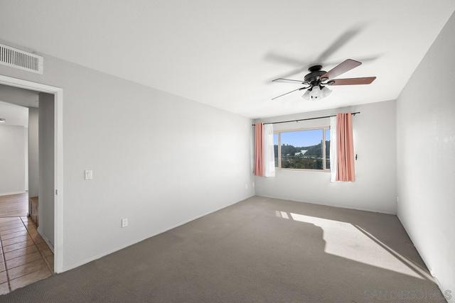 10400 caminito Cuervo, San Diego CA: https://media.crmls.org/mediaz/40d86299-76f6-42c5-beba-0eff4dc3fa4d.jpg