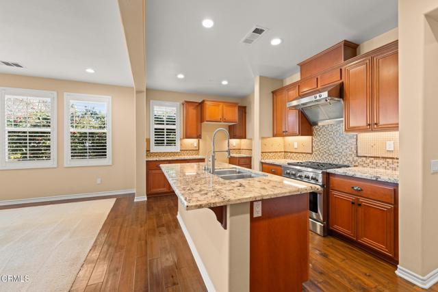 Detail Gallery Image 10 of 45 For 8265 Quartz St, Ventura,  CA 93004 - 3 Beds | 2/1 Baths