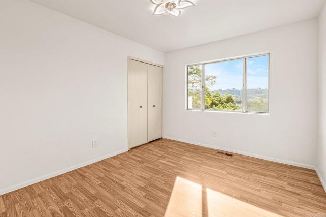3925 Rogers Rd, Spring Valley CA: https://media.crmls.org/mediaz/40d91765-6677-45b6-a05d-5ad9bede101e.jpg