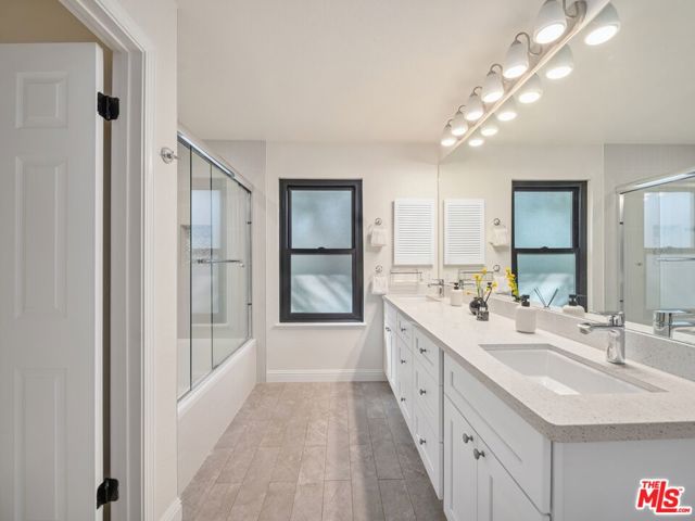 2481 Rebecca Lynn Way, Santa Clara CA: https://media.crmls.org/mediaz/40d952fb-8835-447a-aba0-bb0a69d14a36.jpg