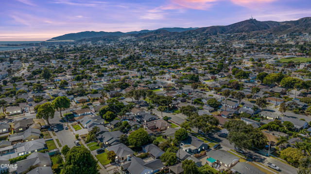 2694 Dawson Avenue, Ventura CA: https://media.crmls.org/mediaz/40da0768-bf00-4f99-ad99-a1e070dffcc9.jpg