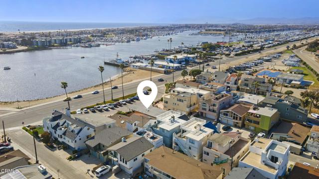 2924 Lakeshore Court, Oxnard CA: https://media.crmls.org/mediaz/40dae737-3b42-46eb-b4f1-56f1a2689d6c.jpg