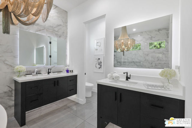 141 Blue Moon Drive, Palm Springs, CA 92262