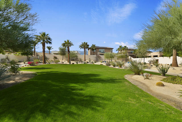 039_Community Amenities