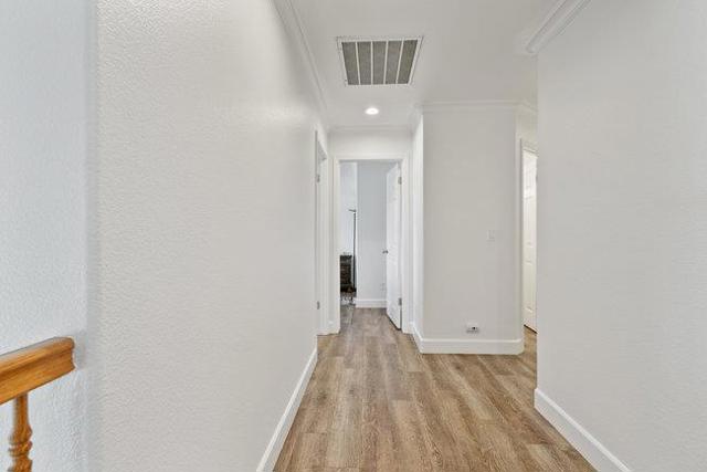 1650 Mimosa Street, Hollister CA: https://media.crmls.org/mediaz/40dc4b02-f7d4-4203-88f7-7387c2ab5fcc.jpg