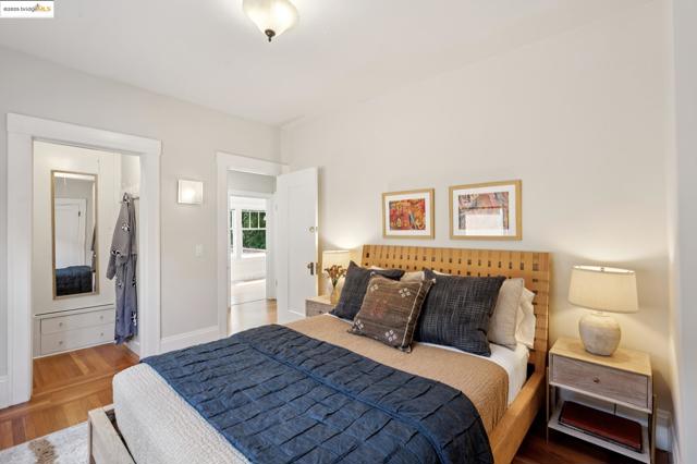 485 Hardy St, Oakland CA: https://media.crmls.org/mediaz/40dc99d8-4b24-4ac1-be8c-e4453775d905.jpg