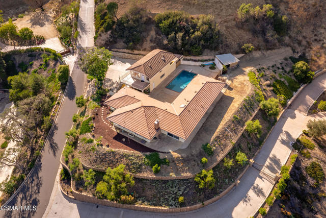 1140 San Clemente Way, Camarillo CA: https://media.crmls.org/mediaz/40dd0cb4-e33f-4f03-a8c9-ca61897994dc.jpg