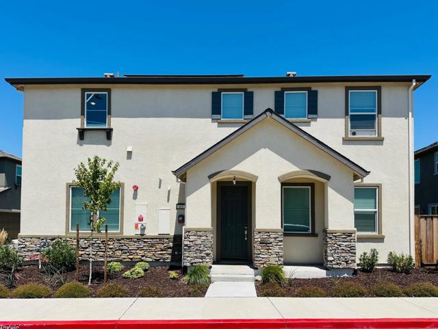 61 Brook Lane, Pittsburg CA: https://media.crmls.org/mediaz/40dd44fd-09fc-4b03-9f3d-a18b9948dc56.jpg