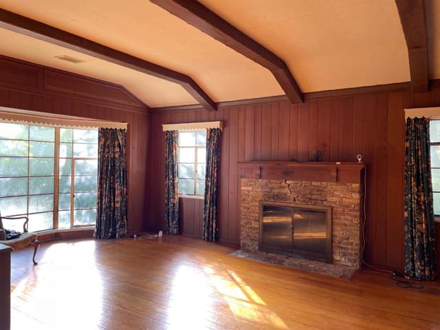 15041 Park Drive, Saratoga CA: https://media.crmls.org/mediaz/40dda77f-aeeb-4c9d-932b-506c5068296c.jpg