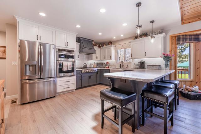 1188 Monte Vista Drive, Big Bear CA: https://media.crmls.org/mediaz/40dec038-ffa0-4666-98b8-4ba747dcf107.jpg