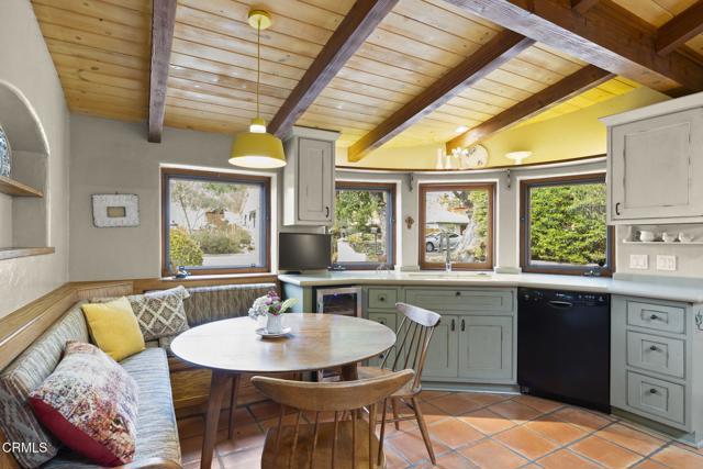 308 Topa Topa Drive, Ojai CA: https://media.crmls.org/mediaz/40e0a905-81b0-45e1-acf4-ad1065b31cf6.jpg