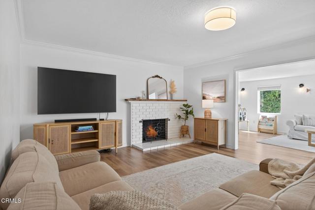 Detail Gallery Image 8 of 30 For 1906 Dunnigan St, Camarillo,  CA 93010 - 5 Beds | 2 Baths
