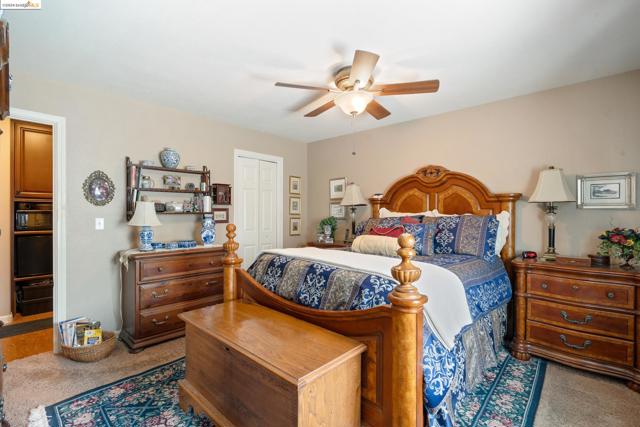 Image 38 of 41 For 2992 Buckboard Rd
