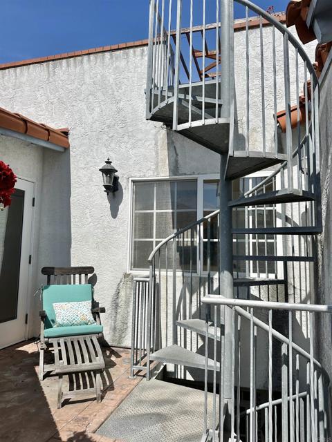 Image 40 of 51 For 823 San Luis Rey Avenue