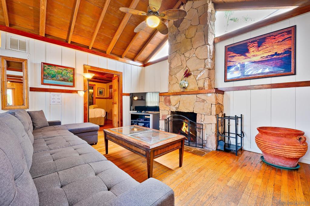 370 Nautilus St - photo 8