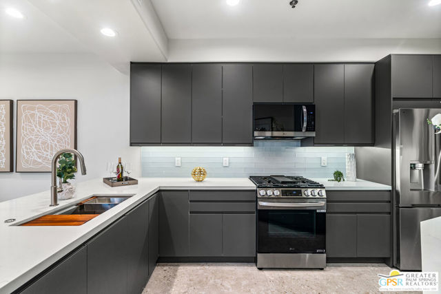 1426 Yermo Drive, Palm Springs CA: https://media.crmls.org/mediaz/40e45ee3-193e-45d2-b895-25056f1e0cf8.jpg