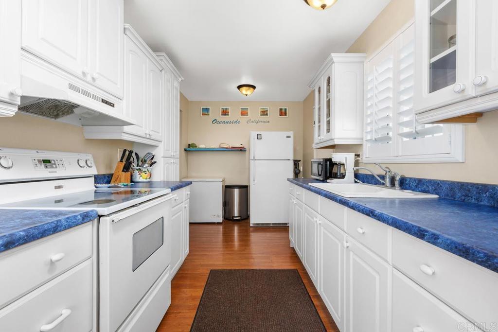 3240 Calle Osuna - photo 11
