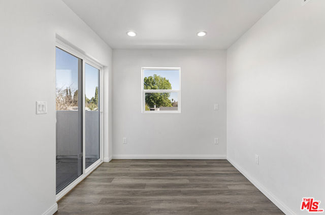 7313 Kentland Avenue, West Hills CA: https://media.crmls.org/mediaz/40e4bb87-80ff-4837-94f0-d0c1f7418d14.jpg