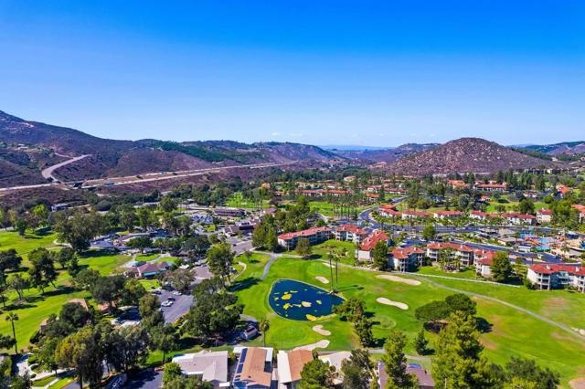 8975 Lawrence Welk Dr., Escondido CA: https://media.crmls.org/mediaz/40e51631-9674-4e58-a946-1c7943517388.jpg