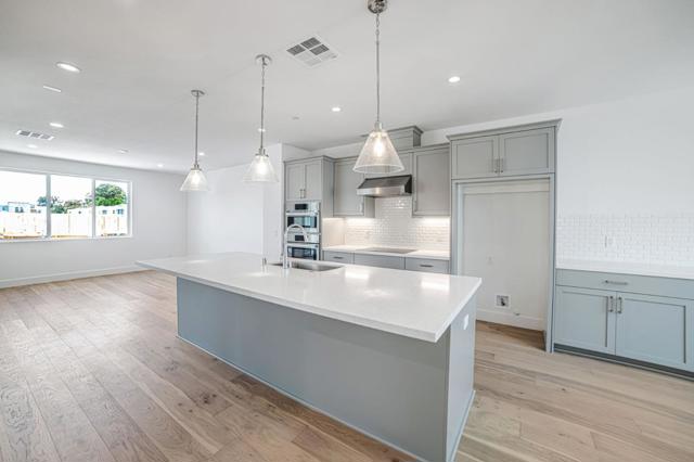 6010 Sunglow Terrace, San Ramon CA: https://media.crmls.org/mediaz/40e5340a-6684-4036-b3d5-117e021a15ee.jpg