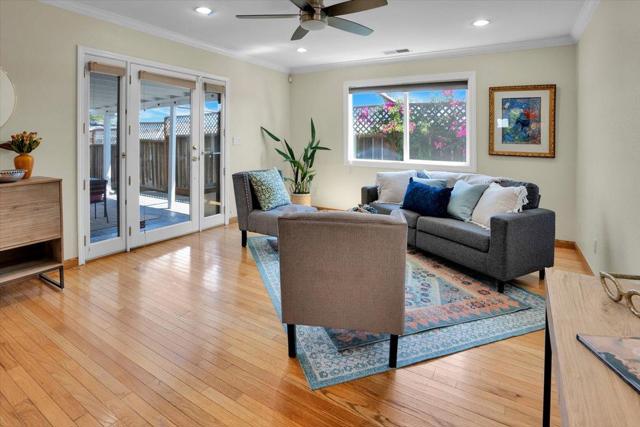 140 Suburbia Avenue, Santa Cruz CA: https://media.crmls.org/mediaz/40e6bd73-86f2-44a0-924e-b5d44e569d7b.jpg