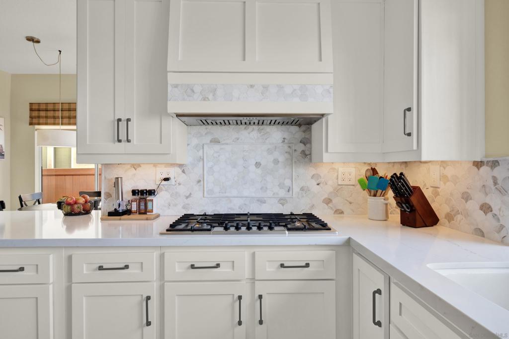 MLS #250041307SD image #12