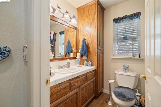 Image 33 of 41 For 2992 Buckboard Rd