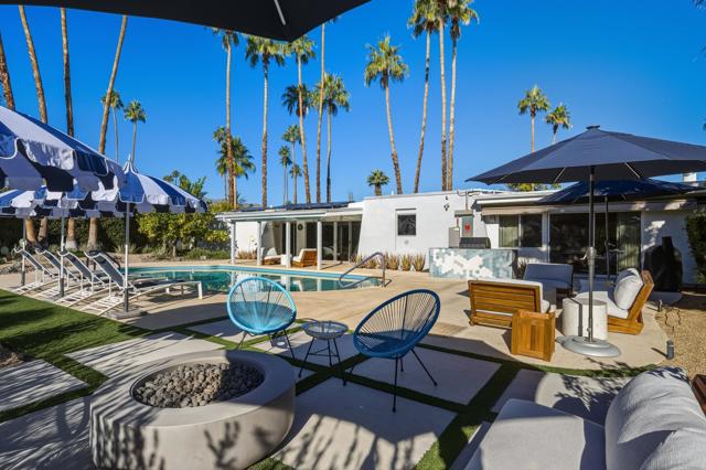 5337 E Lakeside Drive, Palm Springs CA: https://media.crmls.org/mediaz/40e771de-733e-48af-8048-ce6257f9ad24.jpg