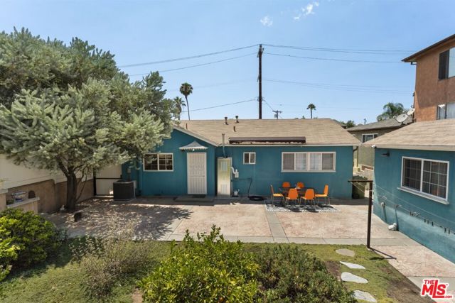 1179 Bellevue Avenue, Los Angeles CA: https://media.crmls.org/mediaz/40e77505-cad9-4c2b-9ef6-c9a050bfc145.jpg