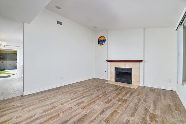 Detail Gallery Image 4 of 36 For 9717 Follett Dr, Santee,  CA 92071 - 3 Beds | 2 Baths