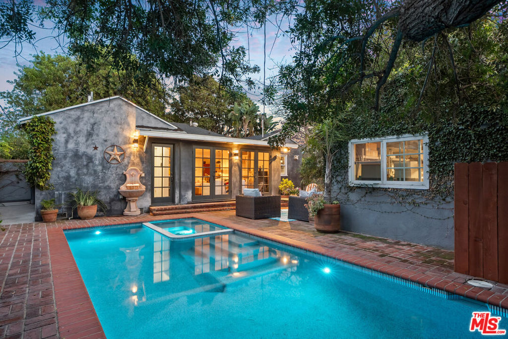 5401 Columbus Avenue