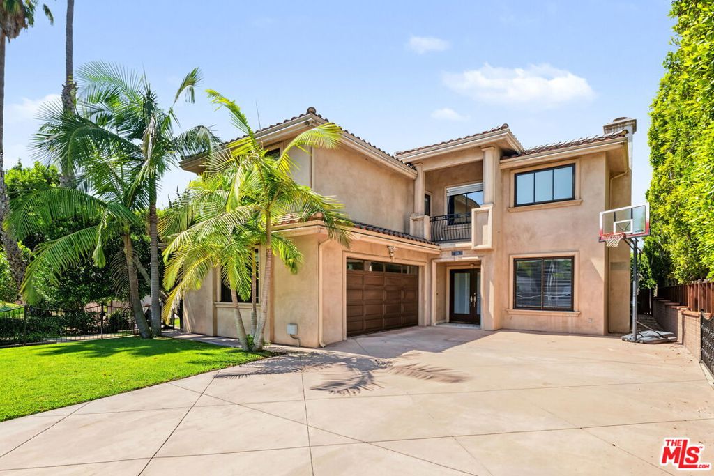 419 N Laurel Avenue — Mediterranean