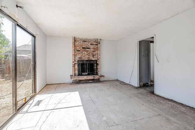 3047 Rollingwood Court, San Jose CA: https://media.crmls.org/mediaz/40e8dc29-c9d3-4568-9ac6-3e6b9e9bfd58.jpg