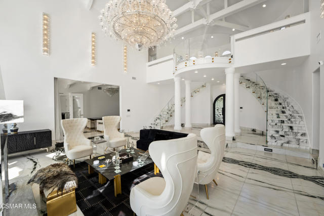 25665 Mulholland Highway, Calabasas CA: https://media.crmls.org/mediaz/40ea071e-dd2c-41e9-bc14-9208c3e56657.jpg