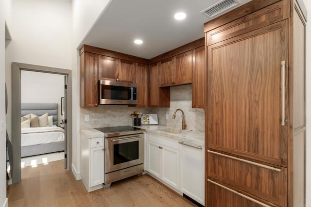 Image 15 of 27 For 6449 Las Colinas