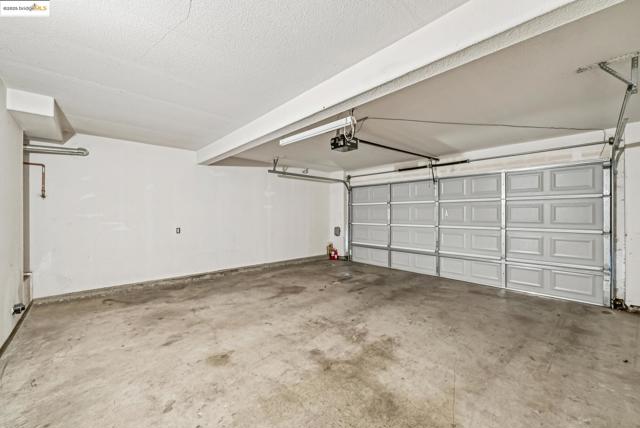 1861 Parkside Dr, Concord CA: https://media.crmls.org/mediaz/40eaa4e8-997a-4d09-ac8e-3ca2119f15b3.jpg