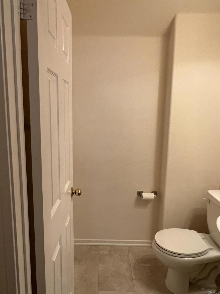 https://media.crmls.org/mediaz/40eb2173-d29d-4d4f-ad7f-2cfcf6766bd2.jpg?preset=X-Large