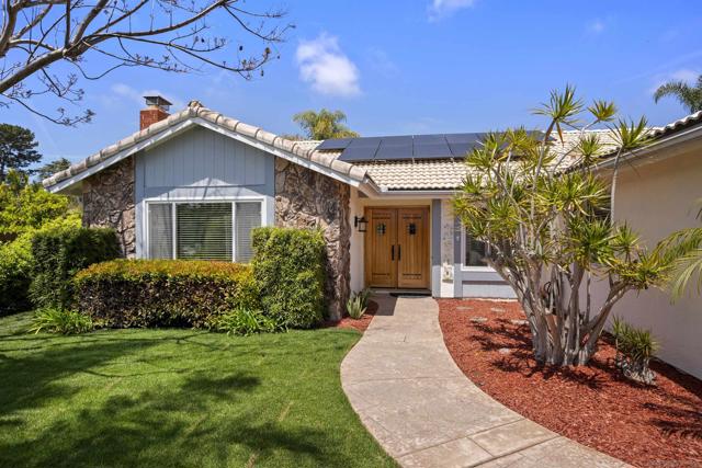 1510 2 Orangeview Dr,  CA: https://media.crmls.org/mediaz/40eba322-4d06-447c-b838-5860eac16b10.jpg