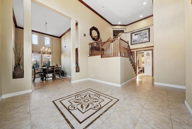 2062 Pleasant Waters Ct, Spring Valley CA: https://media.crmls.org/mediaz/40ec1678-a75c-45c1-bd61-43e2a2ef3d6c.jpg