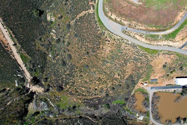 0 Starlight Mountain Rd, Ramona CA: https://media.crmls.org/mediaz/40ed8c28-a6dd-4f54-9fb2-596dd21243f1.jpg